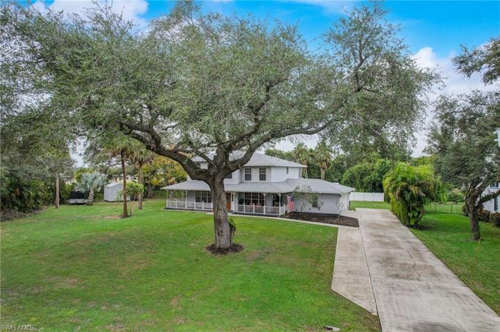 7305 Sean LN, NORTH FORT MYERS FL 33917