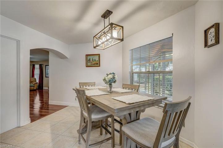 7305 Sean LN, NORTH FORT MYERS FL 33917