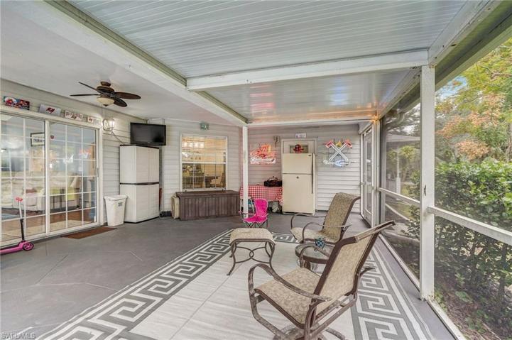 7305 Sean LN, NORTH FORT MYERS FL 33917