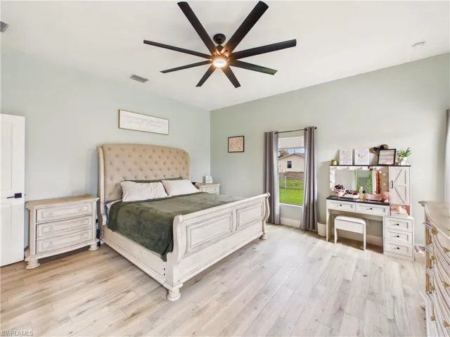 4004 13th St Sw, Lehigh Acres, Florida 33976