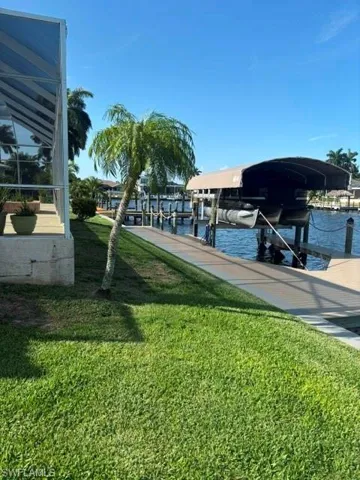 4315 Sw 26th Ct, Cape Coral, Florida 33914
