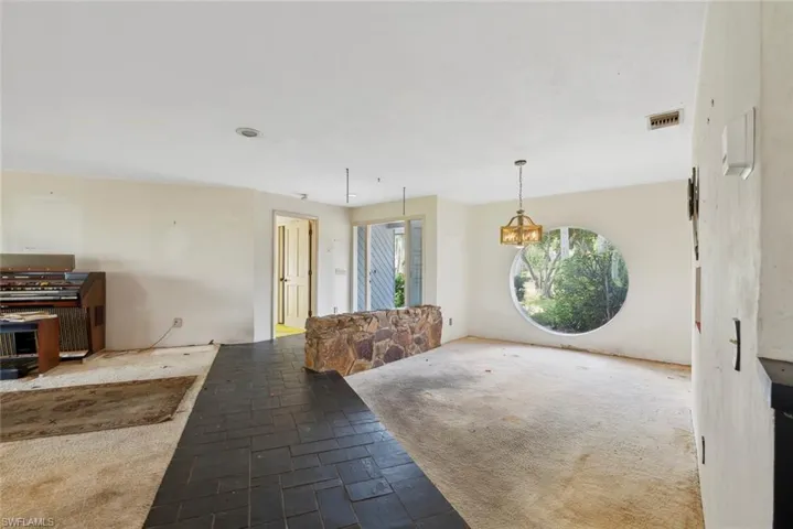 1825  Princess  CT, Naples, FL 34110