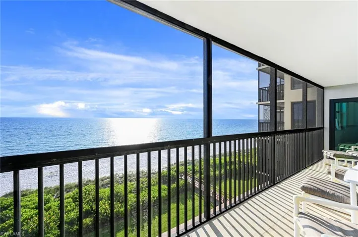 9375  Gulf Shore  DR, Naples, FL 34108