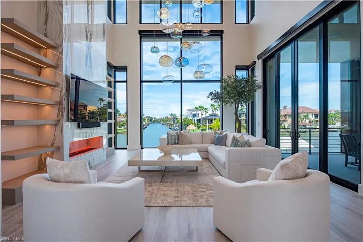 348 Seagull Ave, Naples, Florida 34108