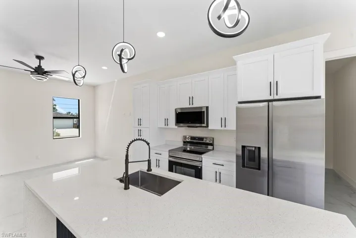 3804  8th SW ST, Lehigh Acres, FL 33976