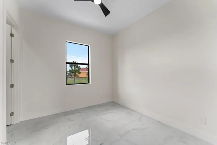 3804  8th SW ST, Lehigh Acres, FL 33976