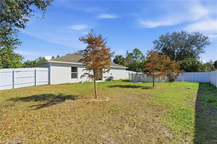 3319  40th W ST, Lehigh Acres, FL 33971