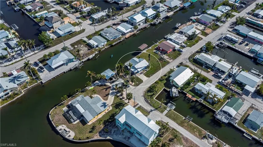 South view of the canal