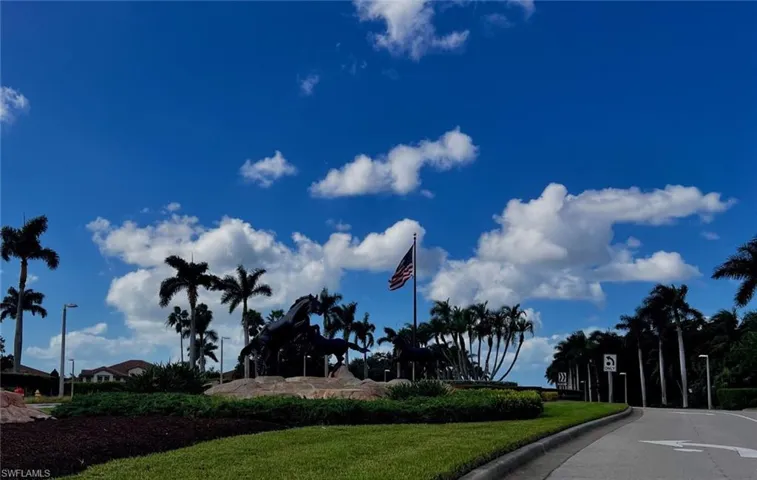 9111 Chula Vista St 11603, Naples, Florida 34113