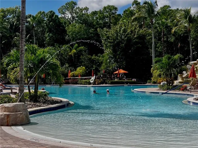 9111 Chula Vista St 11603, Naples, Florida 34113