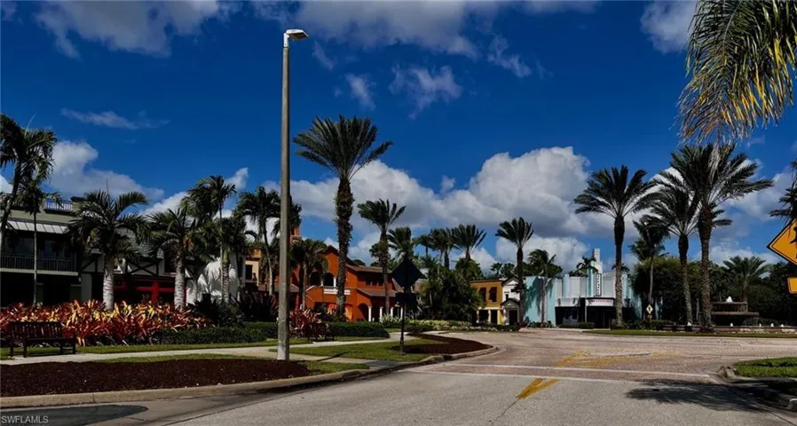 9111 Chula Vista St 11603, Naples, Florida 34113