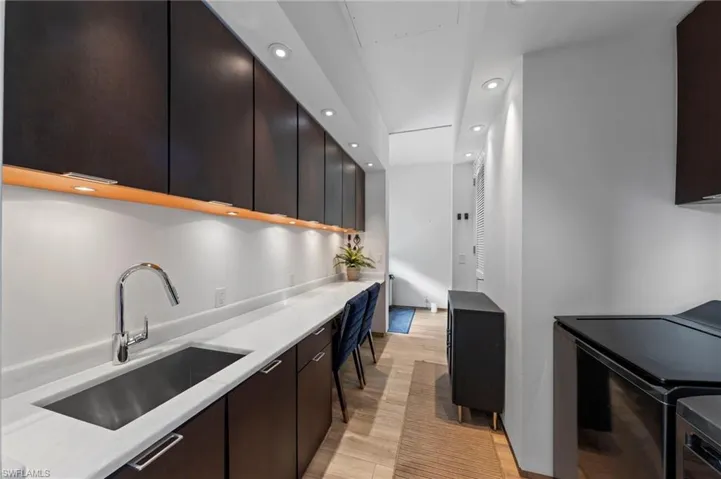 Main House - Laundry Room