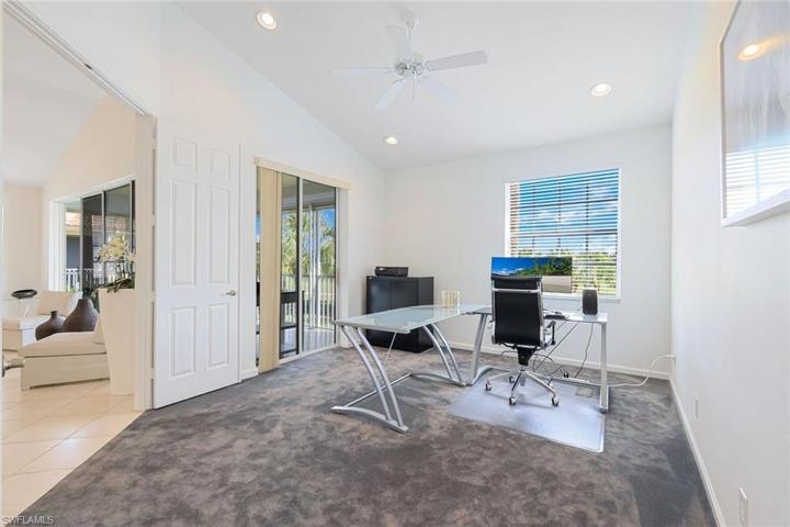 Master Bedroom that is curretly being used as an office,  beautiful lake views!