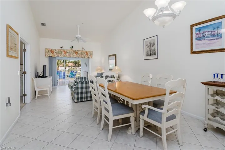 6810  Beach Resort  DR, Naples, FL 34114
