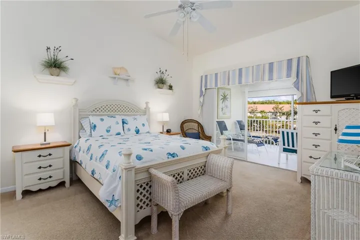 6810  Beach Resort  DR, Naples, FL 34114