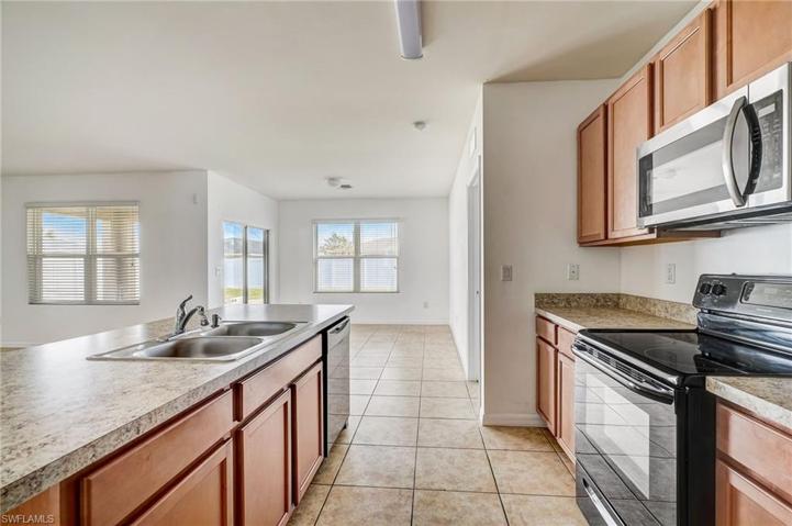 2709 SW 4th PL, CAPE CORAL FL 33914