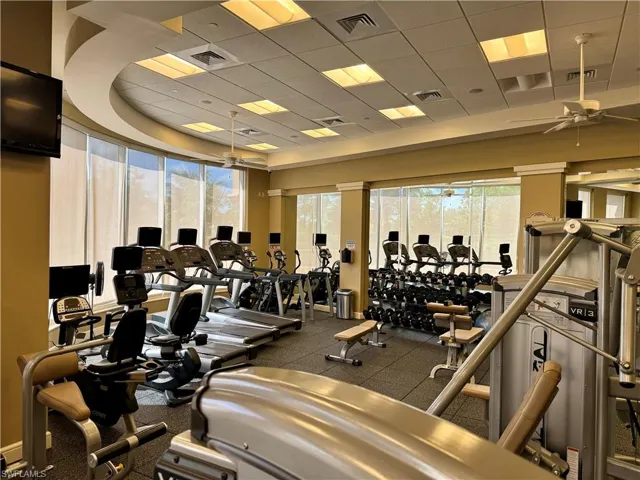 1050  Borghese  LN, Naples, FL 34114