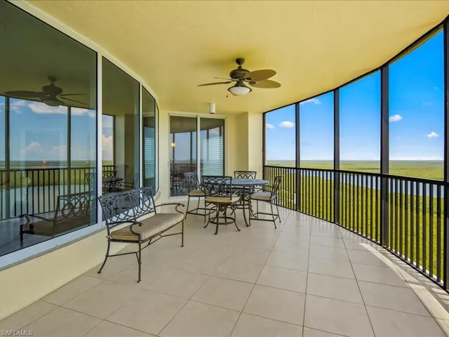 1050  Borghese  LN, Naples, FL 34114