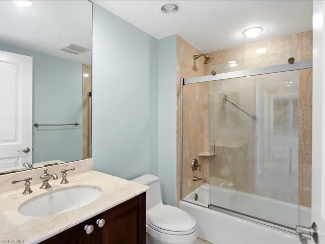 1050  Borghese  LN, Naples, FL 34114