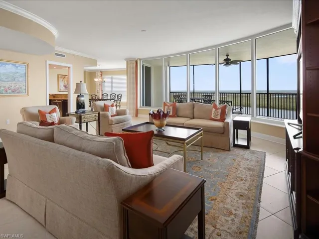 1050  Borghese  LN, Naples, FL 34114