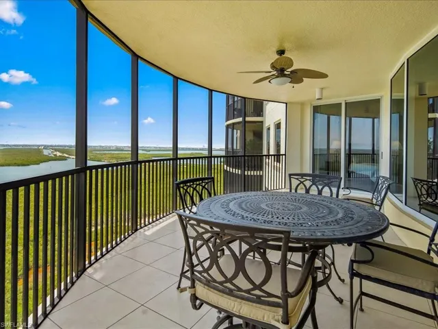 1050  Borghese  LN, Naples, FL 34114