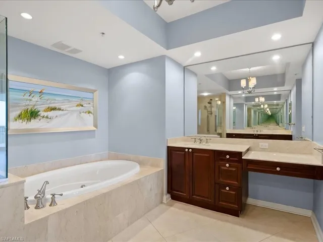 1050  Borghese  LN, Naples, FL 34114