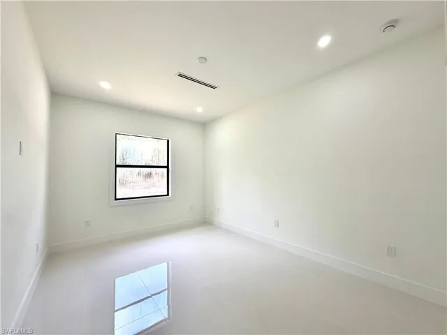 2514 56th Ave Ne, Naples, Florida 34120