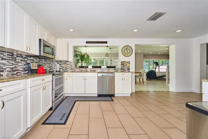 2212 Crystal Dr, Fort Myers, Florida 33907