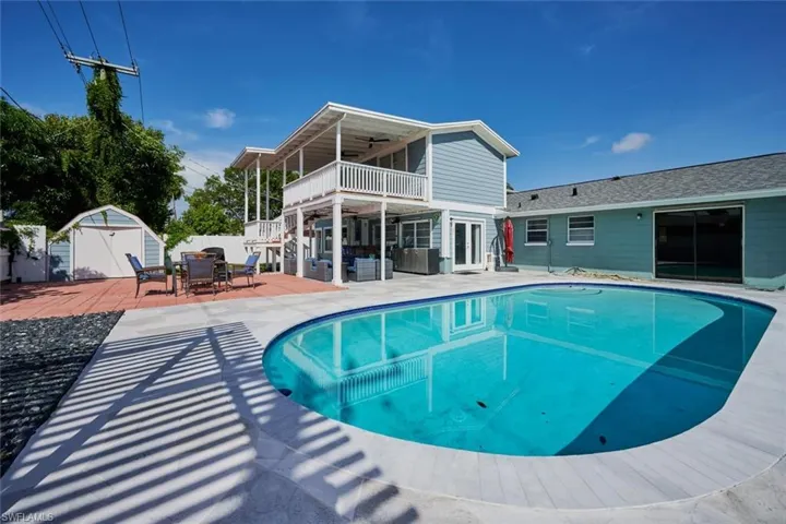 2212 Crystal Dr, Fort Myers, Florida 33907