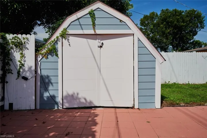 2212 Crystal Dr, Fort Myers, Florida 33907