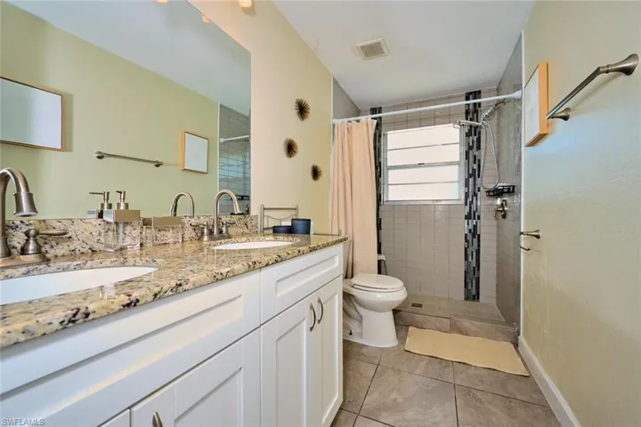 2212 Crystal Dr, Fort Myers, Florida 33907