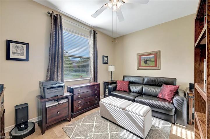 411 Valerie WAY # 101, NAPLES FL 34104