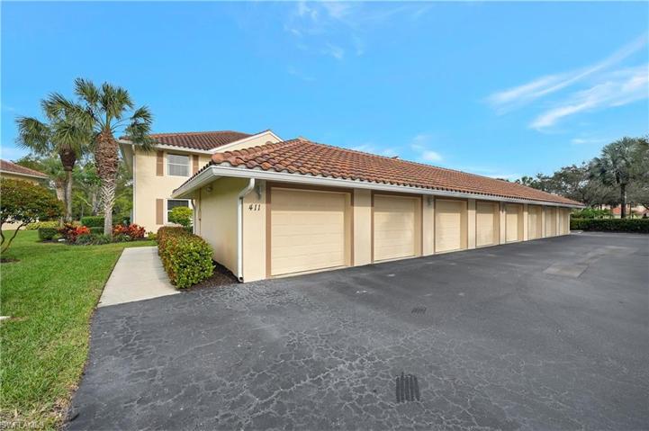411 Valerie WAY # 101, NAPLES FL 34104