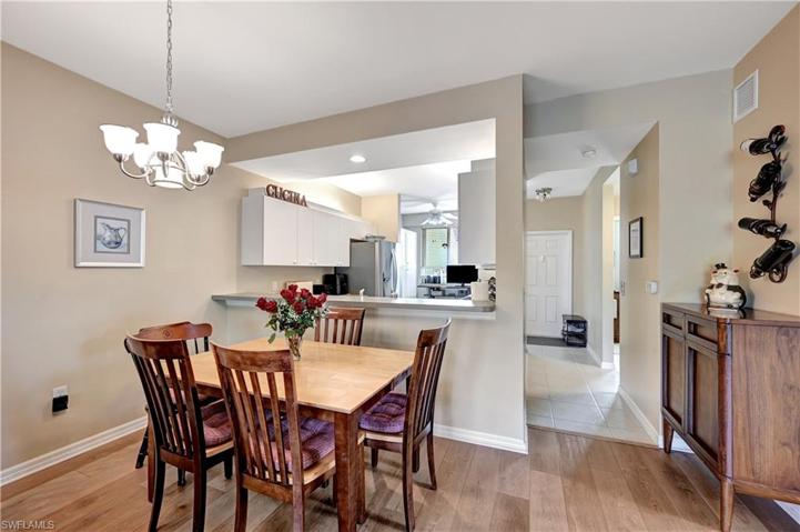 411 Valerie WAY # 101, NAPLES FL 34104
