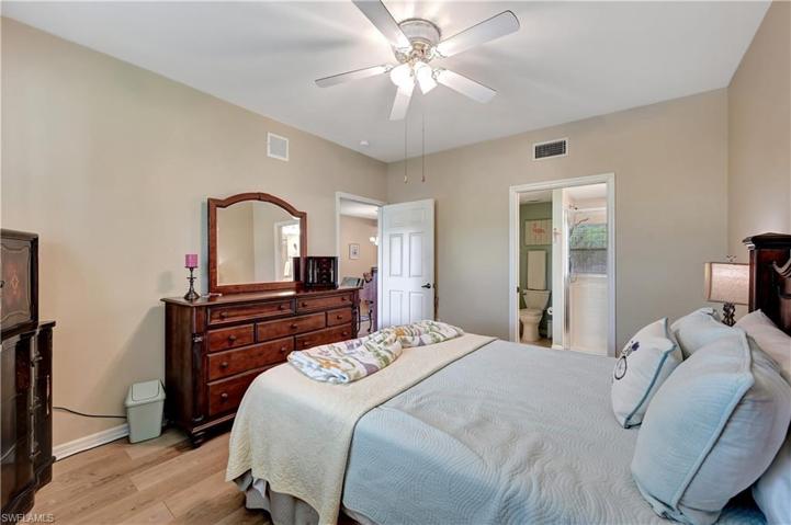 411 Valerie WAY # 101, NAPLES FL 34104