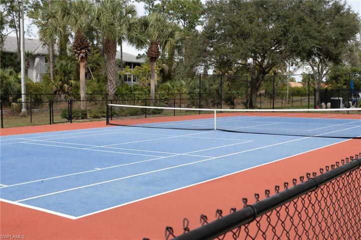 411 Valerie WAY # 101, NAPLES FL 34104