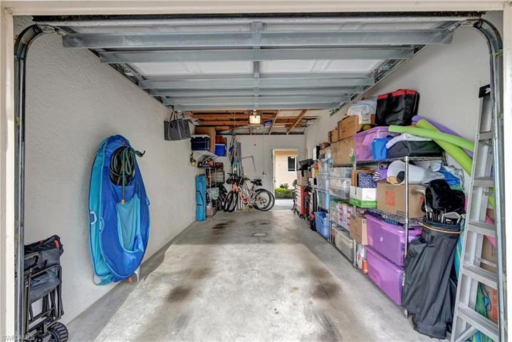 411 Valerie WAY # 101, NAPLES FL 34104