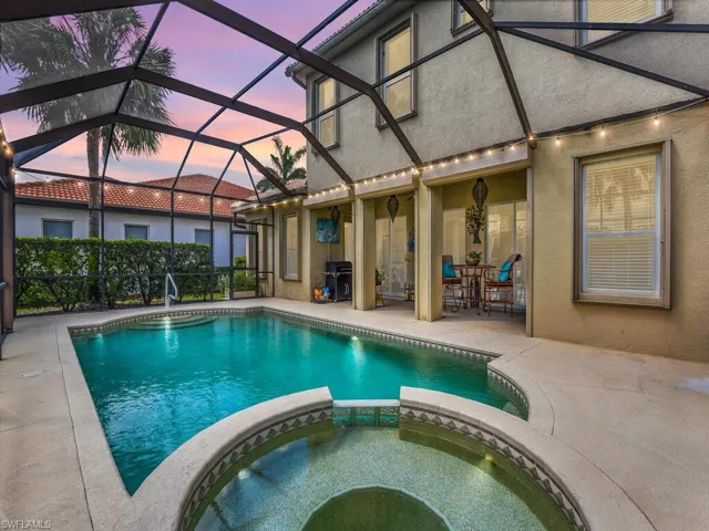 Relax & Soak Up The SWFL Sun