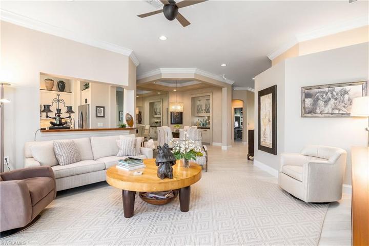 9646  Cypress Hammock  CIR, Estero, FL 34135