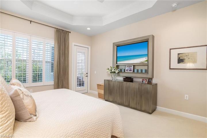 9646  Cypress Hammock  CIR, Estero, FL 34135