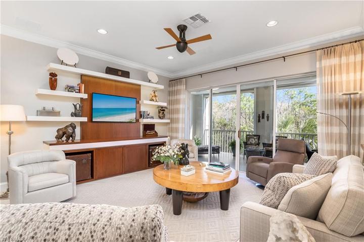 9646  Cypress Hammock  CIR, Estero, FL 34135