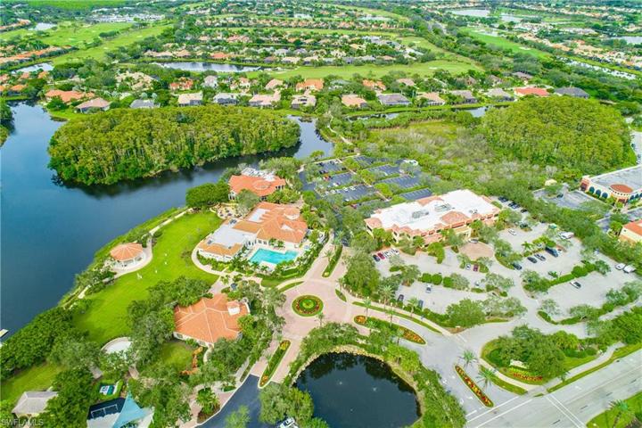 9646  Cypress Hammock  CIR, Estero, FL 34135