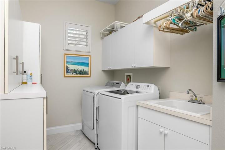 9646  Cypress Hammock  CIR, Estero, FL 34135