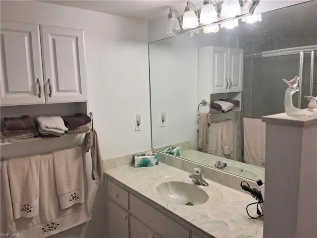 59 Camelot Gardens Blvd 109, Lehigh Acres, Florida 33936
