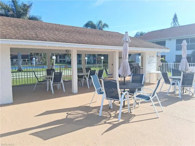 59 Camelot Gardens Blvd 109, Lehigh Acres, Florida 33936