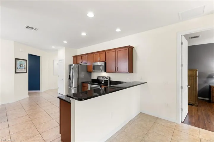 1570  Oceania S DR, Naples, FL 34113