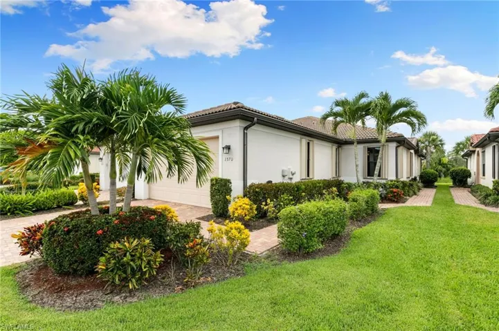 1570  Oceania S DR, Naples, FL 34113