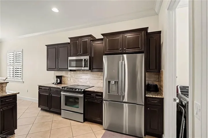 10534 Yorkstone Dr, Bonita Springs, Florida 34135