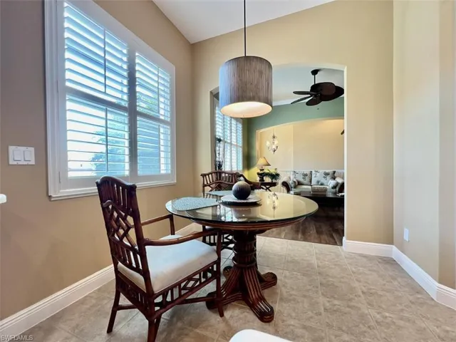 Tiled breakfast nook area