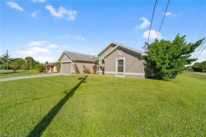 2409 Edgewater Way, Lehigh Acres, Florida 33036